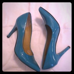 Nine West pumps